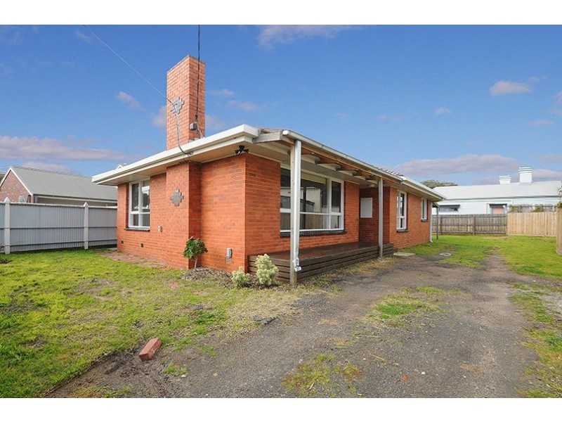 2a Attenborough Road, Aspendale VIC 3195