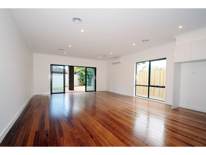 1B Albany Crescent, Aspendale VIC 3195