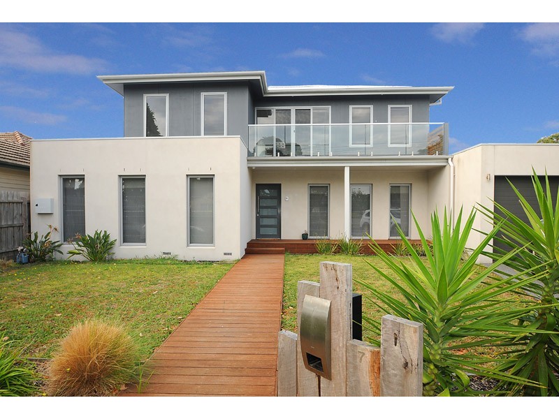 7 Alma Road, Parkdale VIC 3195