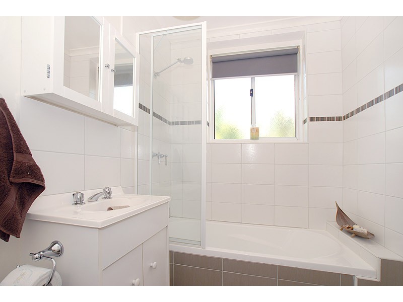 4/33A Brownfield Street, Mordialloc VIC 3195