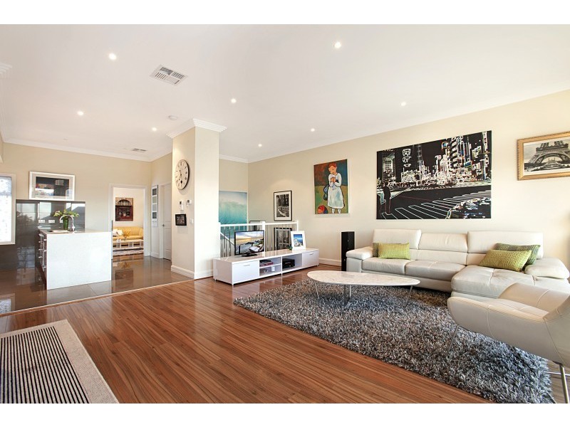 18a Maury Rd, Chelsea VIC 3196