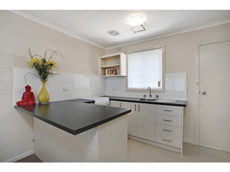 8/70 Chute Street, Mordialloc VIC 3195