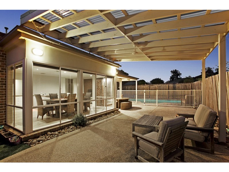 3 Bettina Crt, Cheltenham VIC 3192