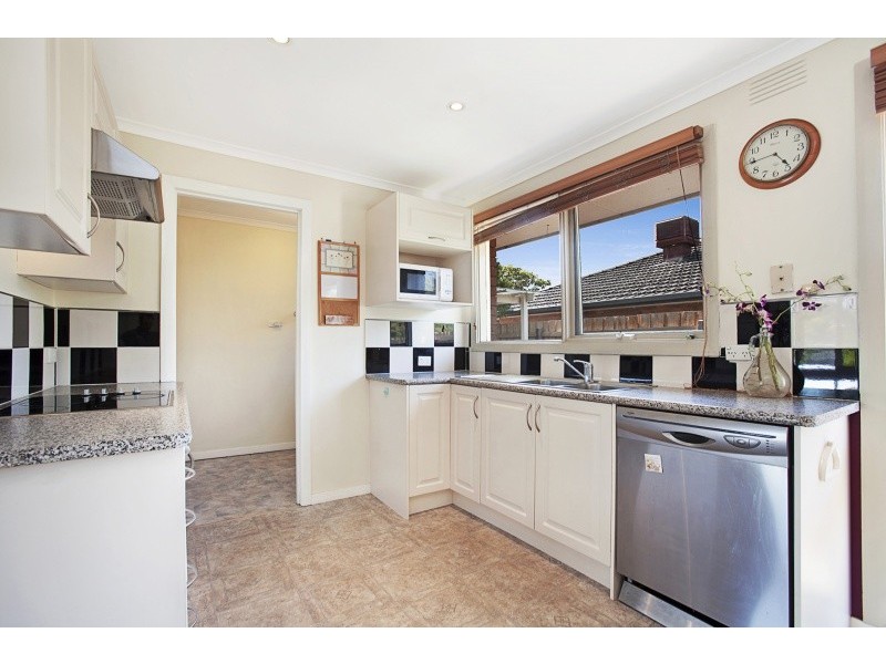 3/3-4 Steven Court, Mordialloc VIC 3195