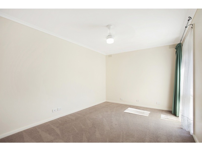 3/3-4 Steven Court, Mordialloc VIC 3195