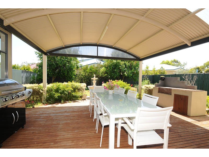 5 The Waterways Boulevard, Waterways VIC 3195