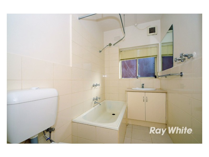 8/16 Westbury Grove, St Kilda East VIC 3183