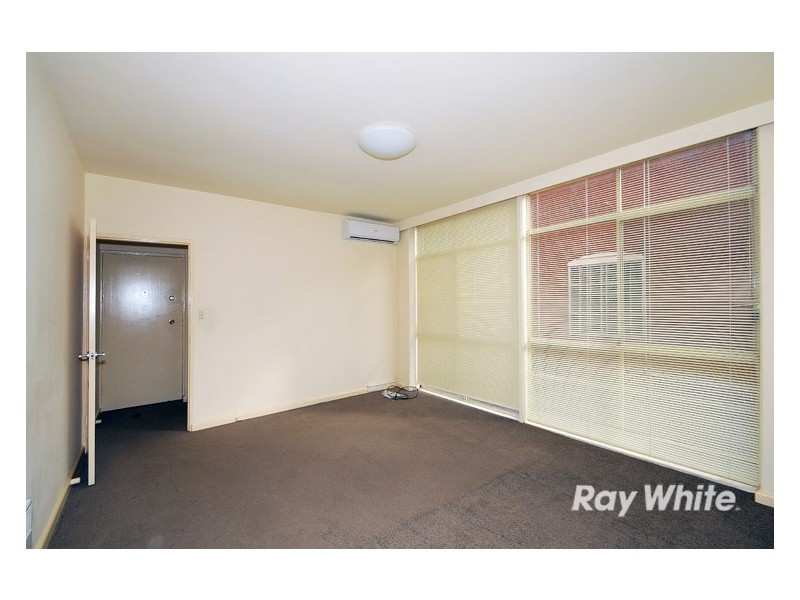 8/16 Westbury Grove, St Kilda East VIC 3183