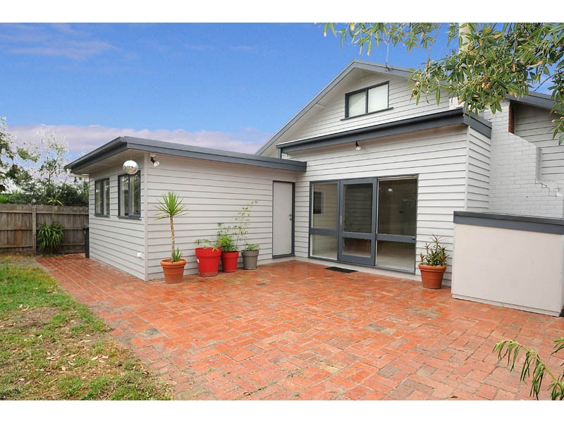 42 Clydebank Road, Edithvale VIC 3196