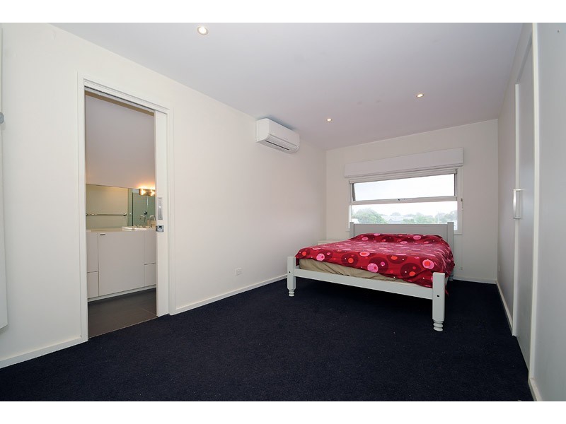 42 Clydebank Road, Edithvale VIC 3196