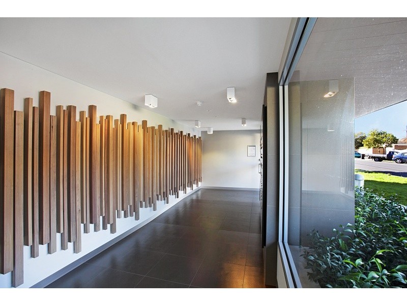 16/5 Bear Street, Mordialloc VIC 3195