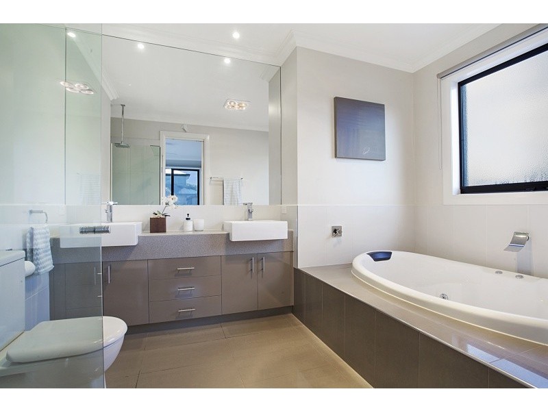 12 Mount View Street, Aspendale VIC 3195