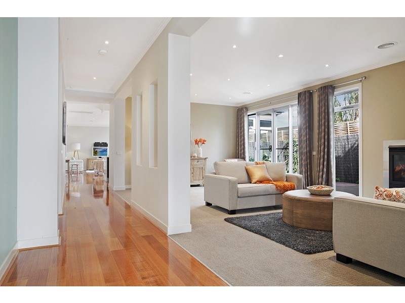 2 Retreat Avenue, Aspendale VIC 3195