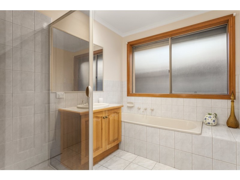 4 Alexander Court, Aspendale Gardens VIC 3195