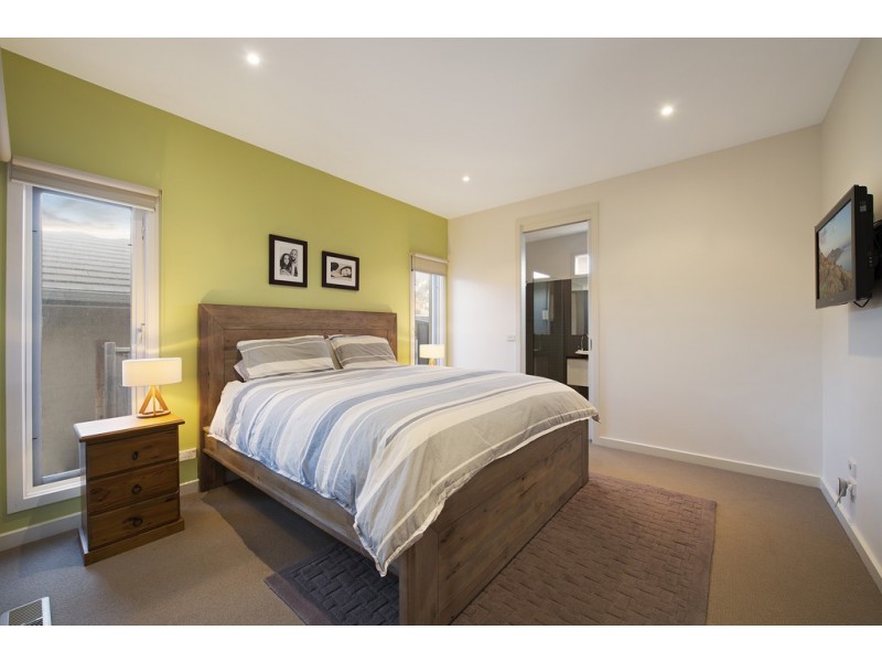 2/73 Chute Street, Mordialloc VIC 3195