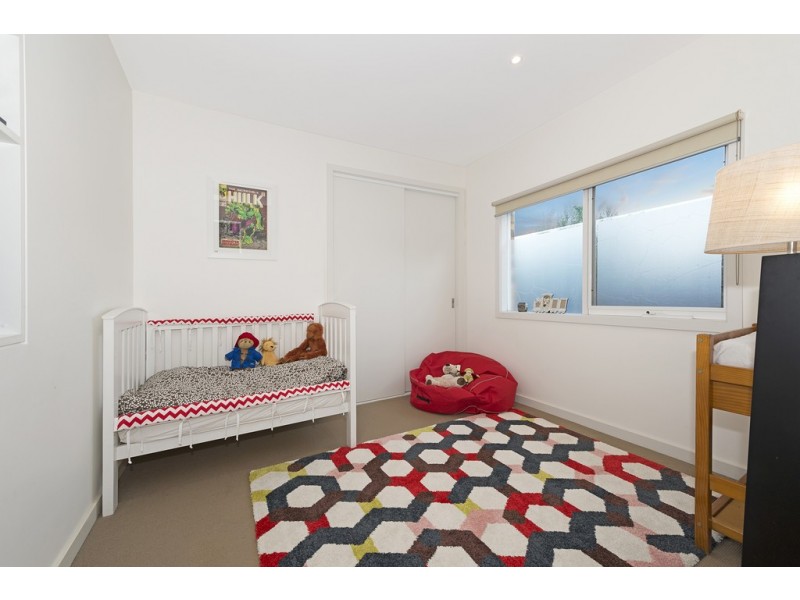 2/73 Chute Street, Mordialloc VIC 3195