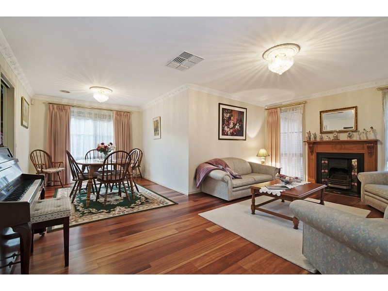 4 Hickman Avenue, Aspendale Gardens VIC 3195