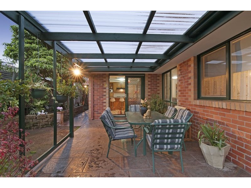 4 Hickman Avenue, Aspendale Gardens VIC 3195