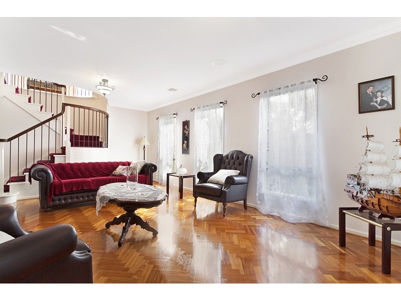 1 Waterlily Court, Waterways VIC 3195