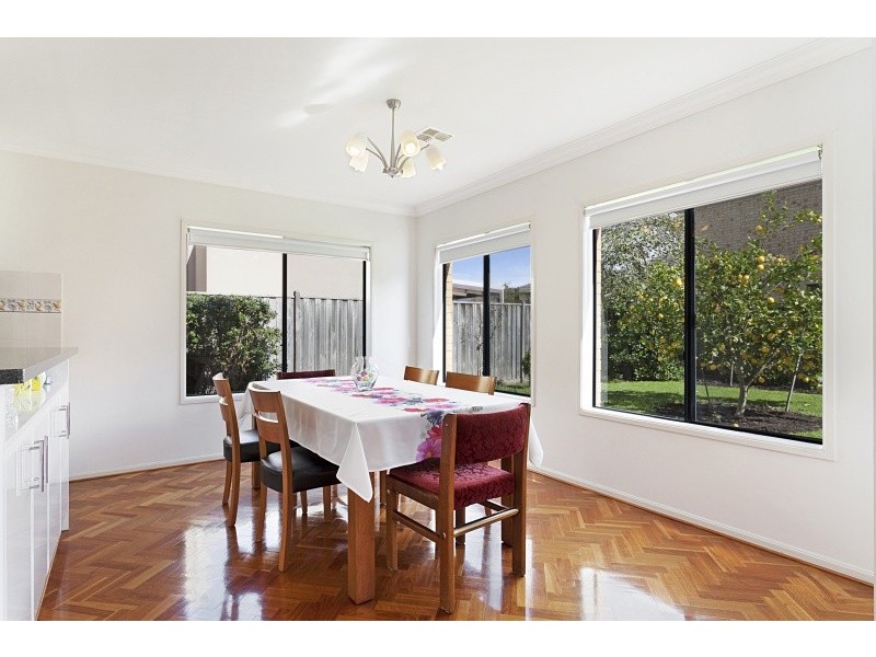 1 Waterlily Court, Waterways VIC 3195