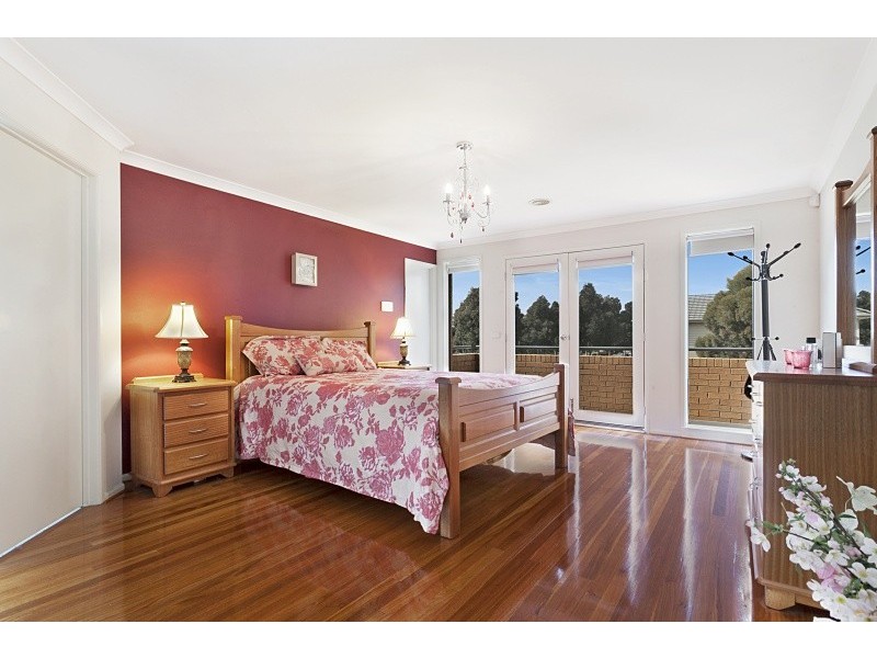 1 Waterlily Court, Waterways VIC 3195