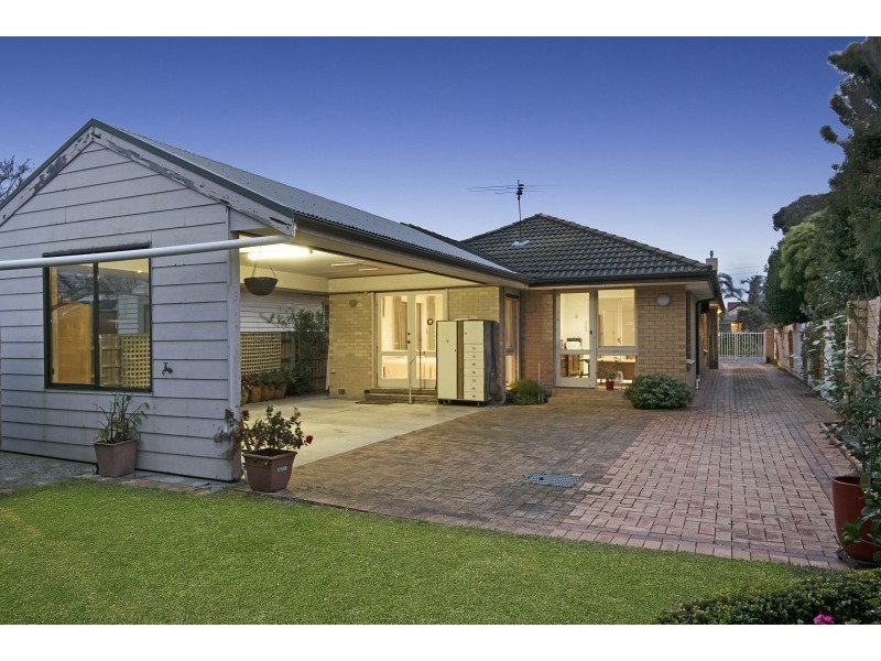 36 Laura Street, Aspendale VIC 3195