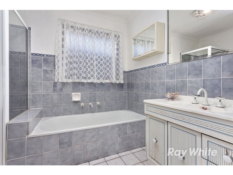 48 Sutherland Avenue, Aspendale Gardens VIC 3195