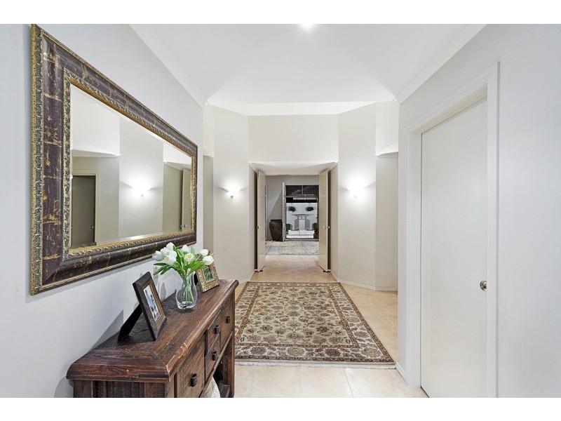 6 Manning Close, Mordialloc VIC 3195