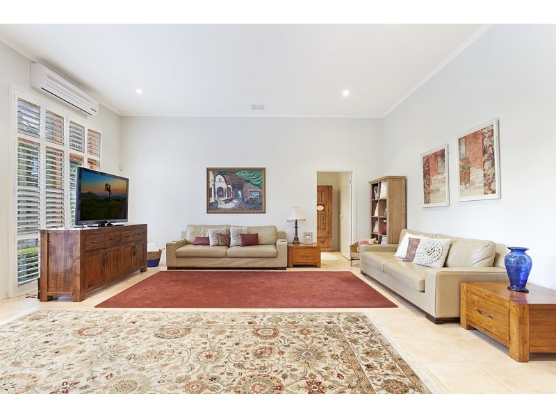 6 Manning Close, Mordialloc VIC 3195