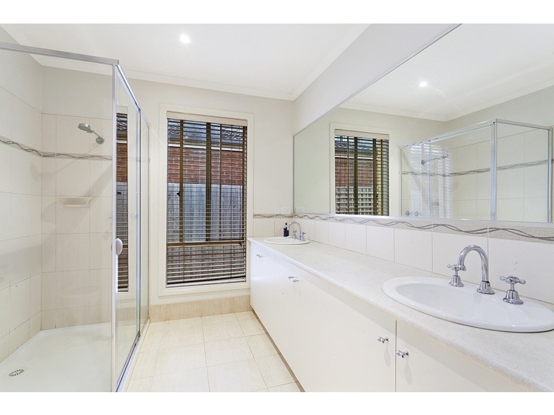 6 Manning Close, Mordialloc VIC 3195