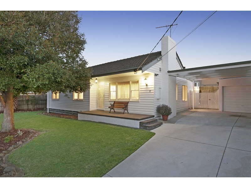 17 Edith Street, Mordialloc VIC 3195