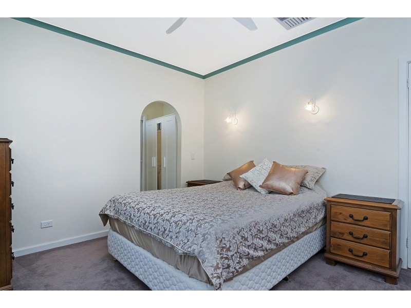 17 Edith Street, Mordialloc VIC 3195
