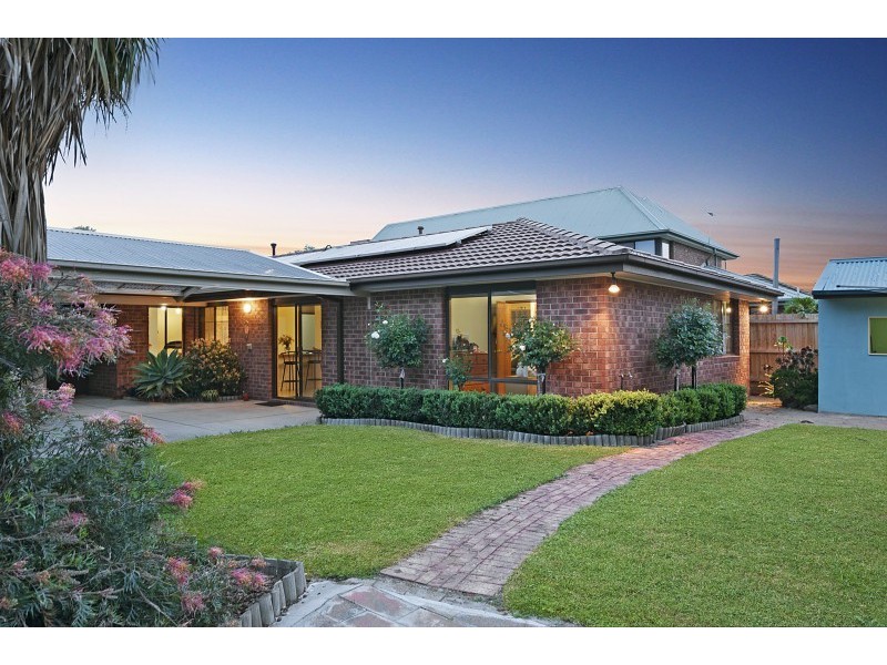 8 Jones Court, Aspendale Gardens VIC 3195