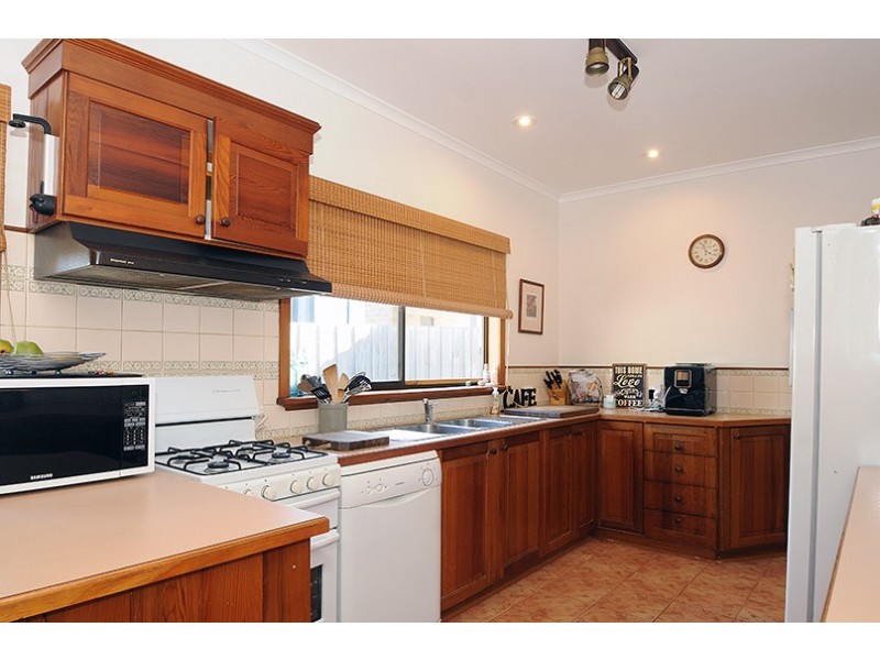 81 Davey Street, Parkdale VIC 3195