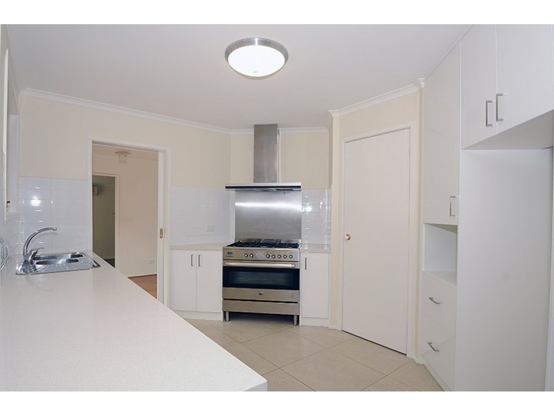 23 Bianca Drive, Aspendale Gardens VIC 3195