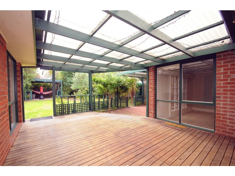 23 Bianca Drive, Aspendale Gardens VIC 3195