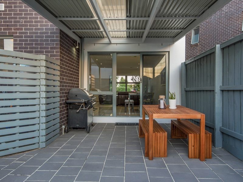 24 Ashberg Drive, Waterways VIC 3195