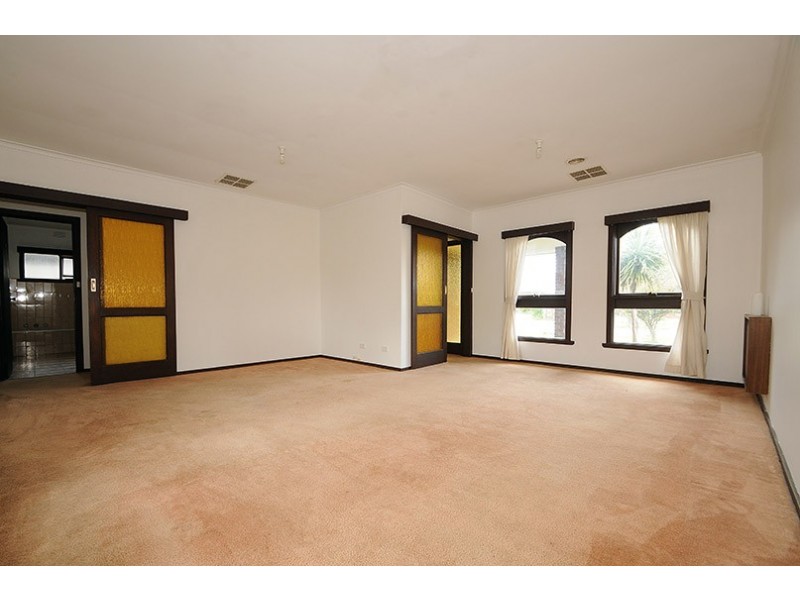 3 Lisa Court, Mordialloc VIC 3195