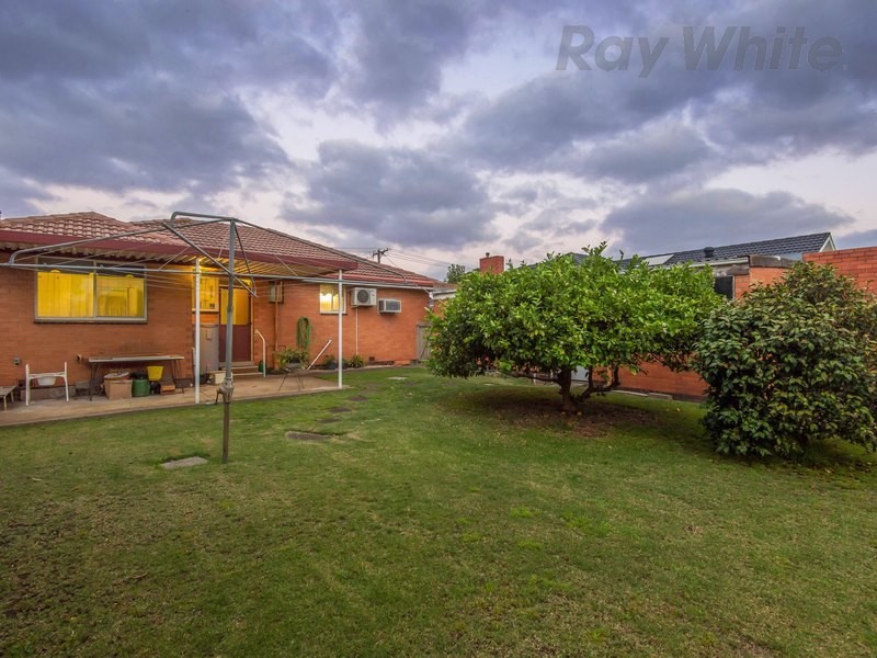 72 Albany Crescent, Aspendale VIC 3195