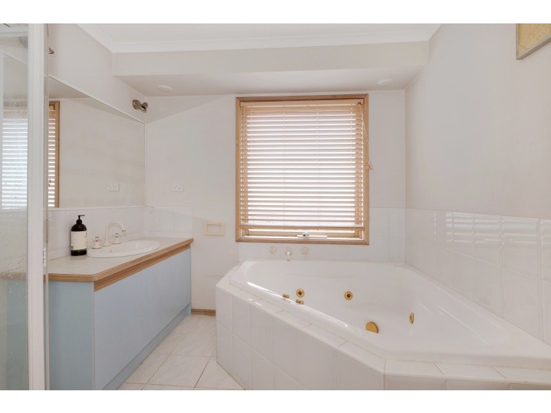 26 Lance close, Aspendale Gardens VIC 3195