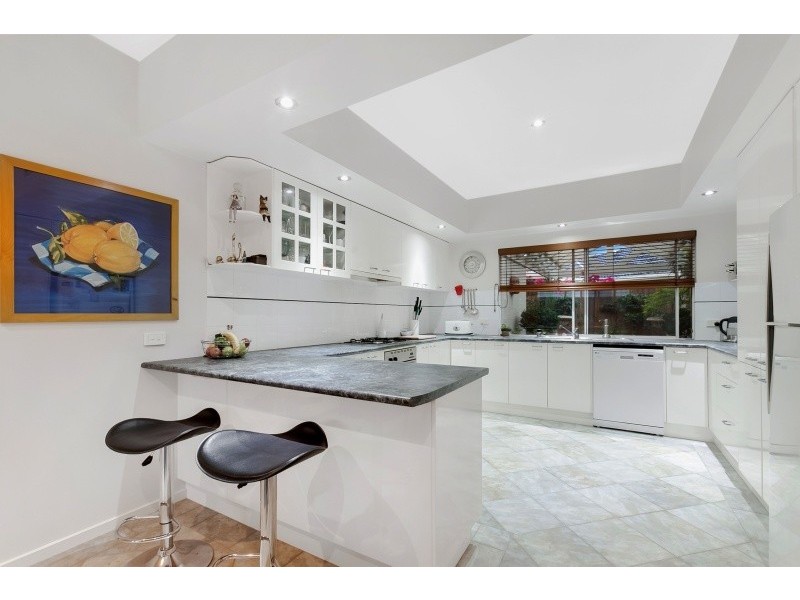 2 June Place, Aspendale Gardens VIC 3195