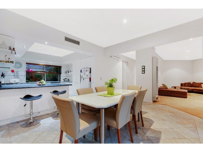 2 June Place, Aspendale Gardens VIC 3195