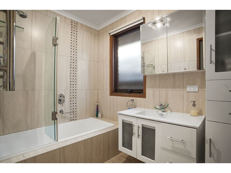 52 Kearney Drive, Aspendale Gardens VIC 3195