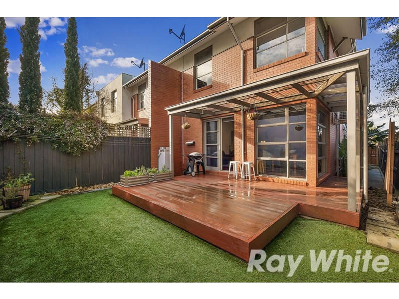 11/9 Manikato Avenue, Mordialloc VIC 3195