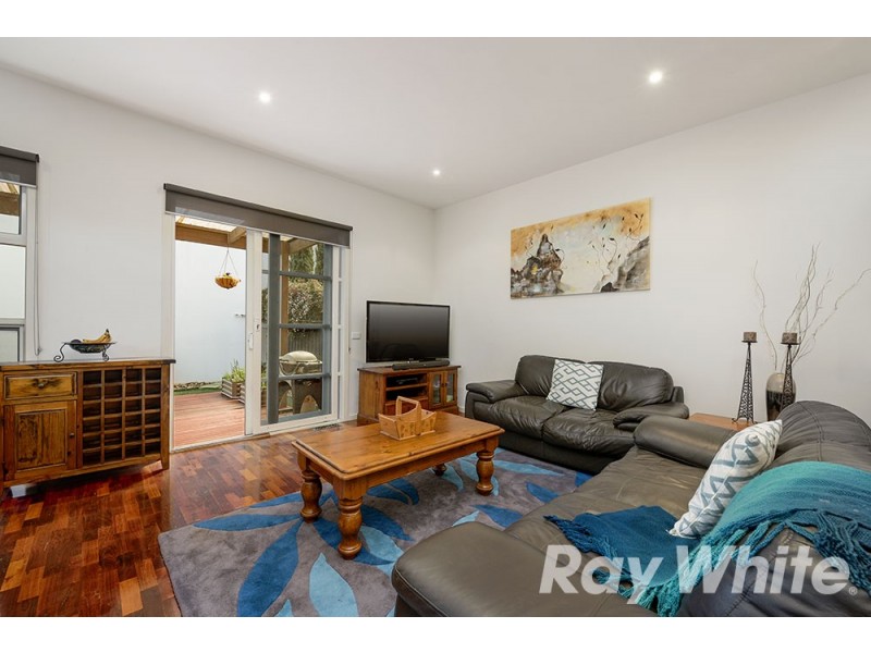 11/9 Manikato Avenue, Mordialloc VIC 3195