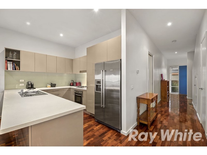 11/9 Manikato Avenue, Mordialloc VIC 3195