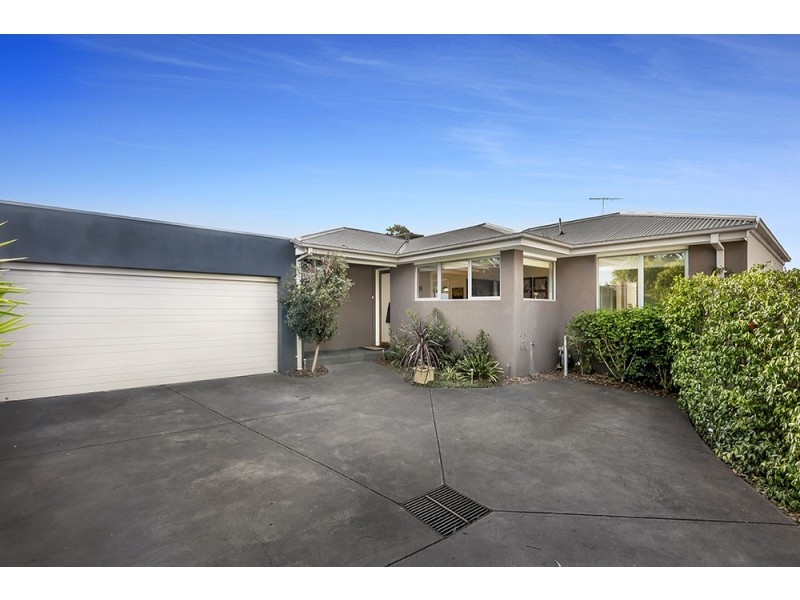 15A Mac Crescent, Parkdale VIC 3195