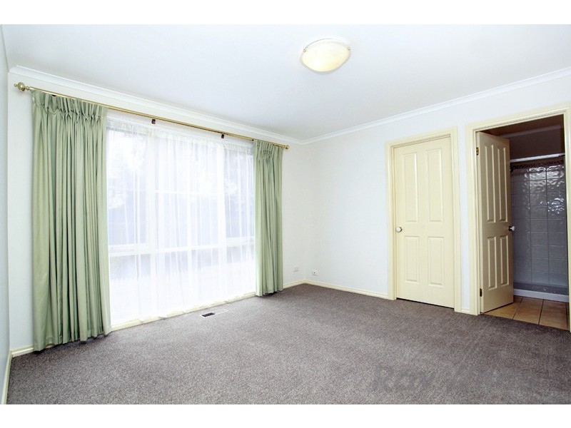 10 Edward Street, Mordialloc VIC 3195