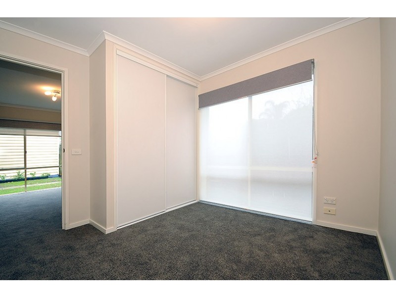 1a Munro Avenue, Edithvale VIC 3196