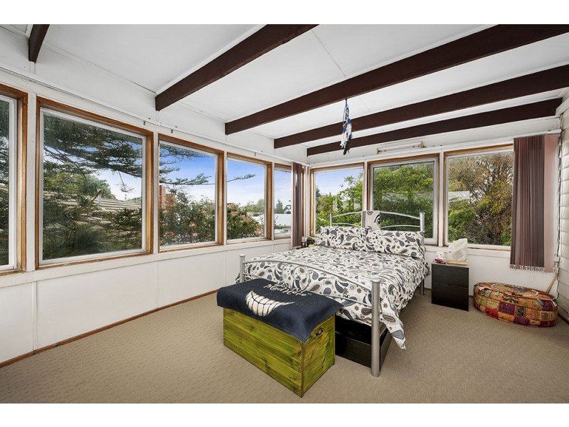 16 Ruvina Street, Aspendale VIC 3195